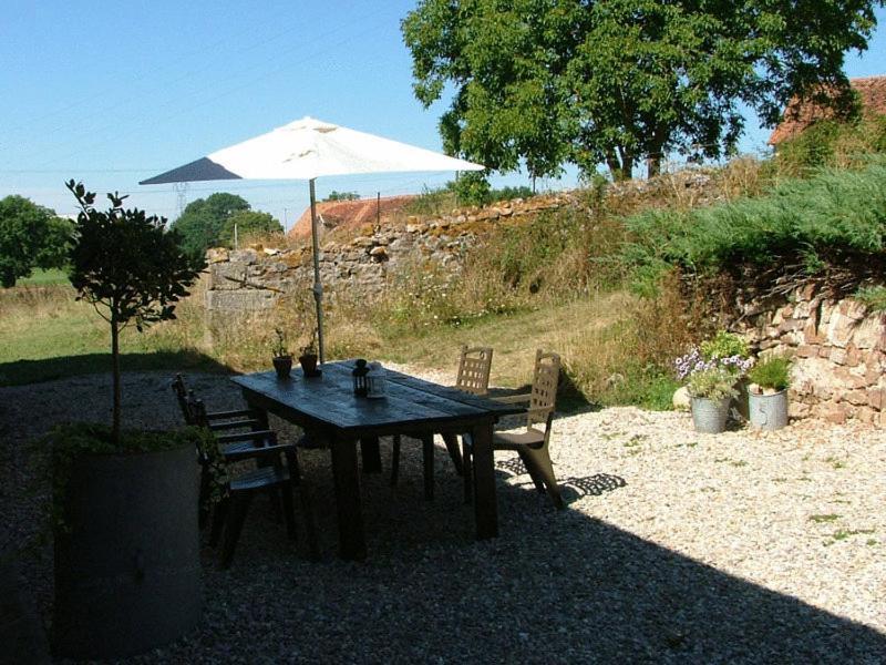 Domaine De La Madeleine Bed and Breakfast Ygrande Buitenkant foto