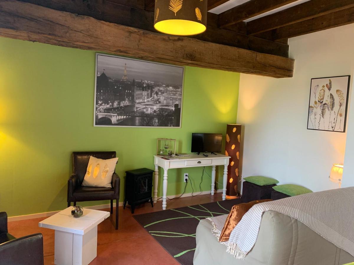 Domaine De La Madeleine Bed and Breakfast Ygrande Buitenkant foto