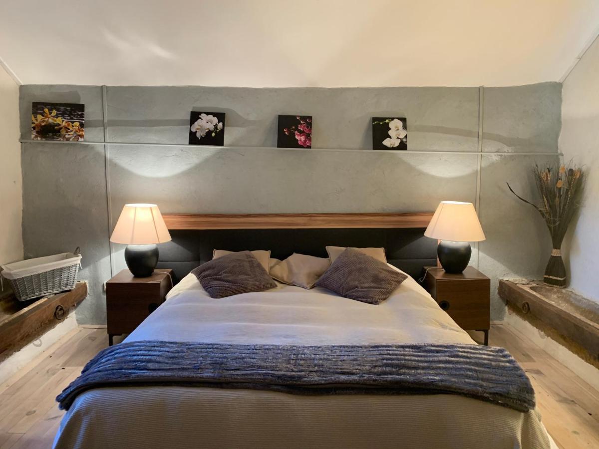 Domaine De La Madeleine Bed and Breakfast Ygrande Buitenkant foto