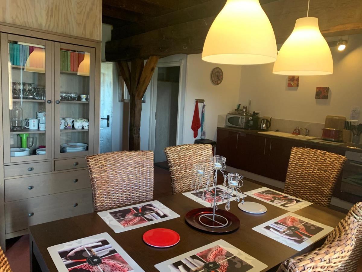 Domaine De La Madeleine Bed and Breakfast Ygrande Buitenkant foto