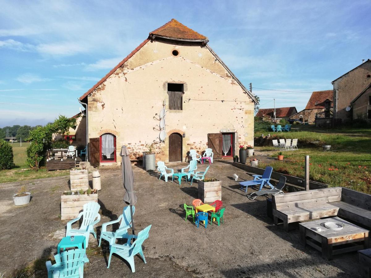 Domaine De La Madeleine Bed and Breakfast Ygrande Buitenkant foto