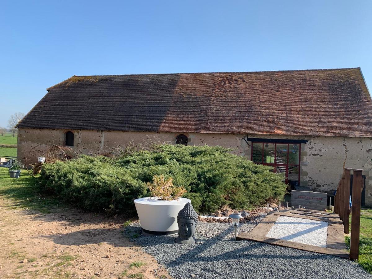 Domaine De La Madeleine Bed and Breakfast Ygrande Buitenkant foto
