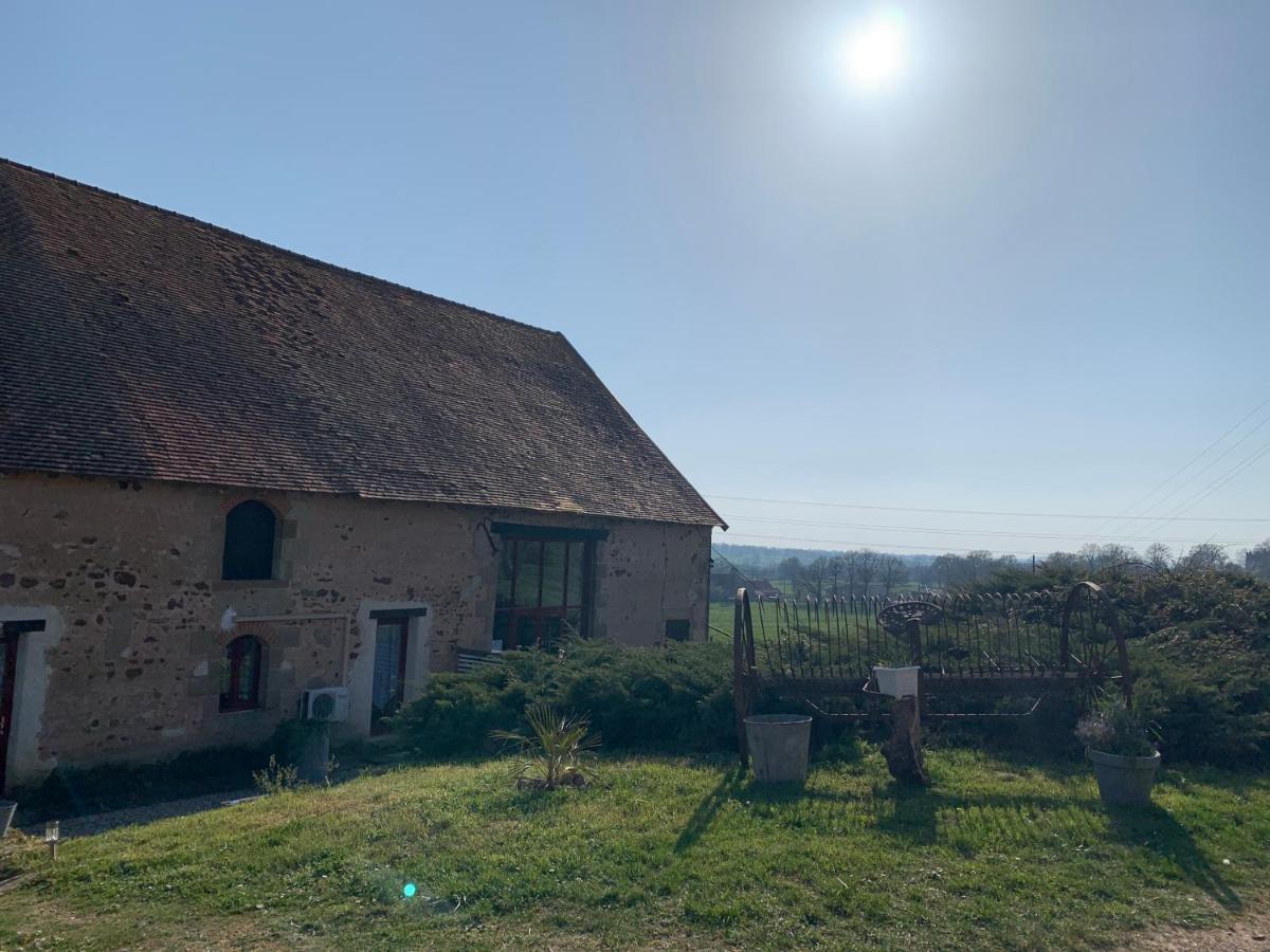 Domaine De La Madeleine Bed and Breakfast Ygrande Buitenkant foto